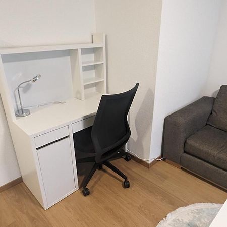 Studio Meuble Pour 2 - Proche De מונטרה מראה חיצוני תמונה