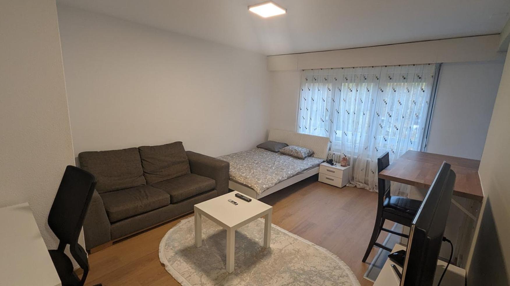 Studio Meuble Pour 2 - Proche De מונטרה מראה חיצוני תמונה